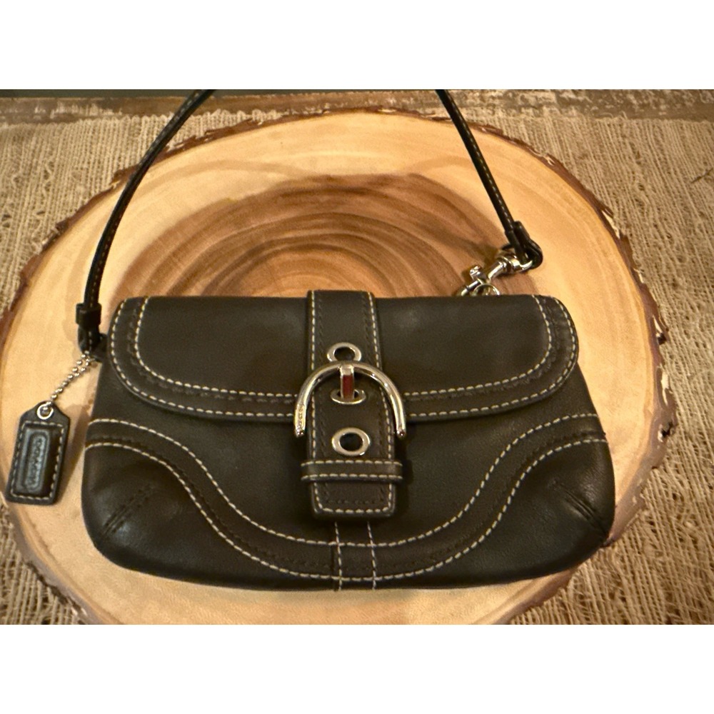 Vintage COACH Black Buckle Wristlet Zip Clutch Pouch Contrast Stitch EUC - Picture 3 of 8